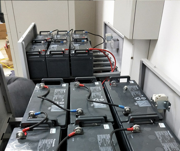 深圳某网络公司松下蓄电池（12V100AH）安装施工